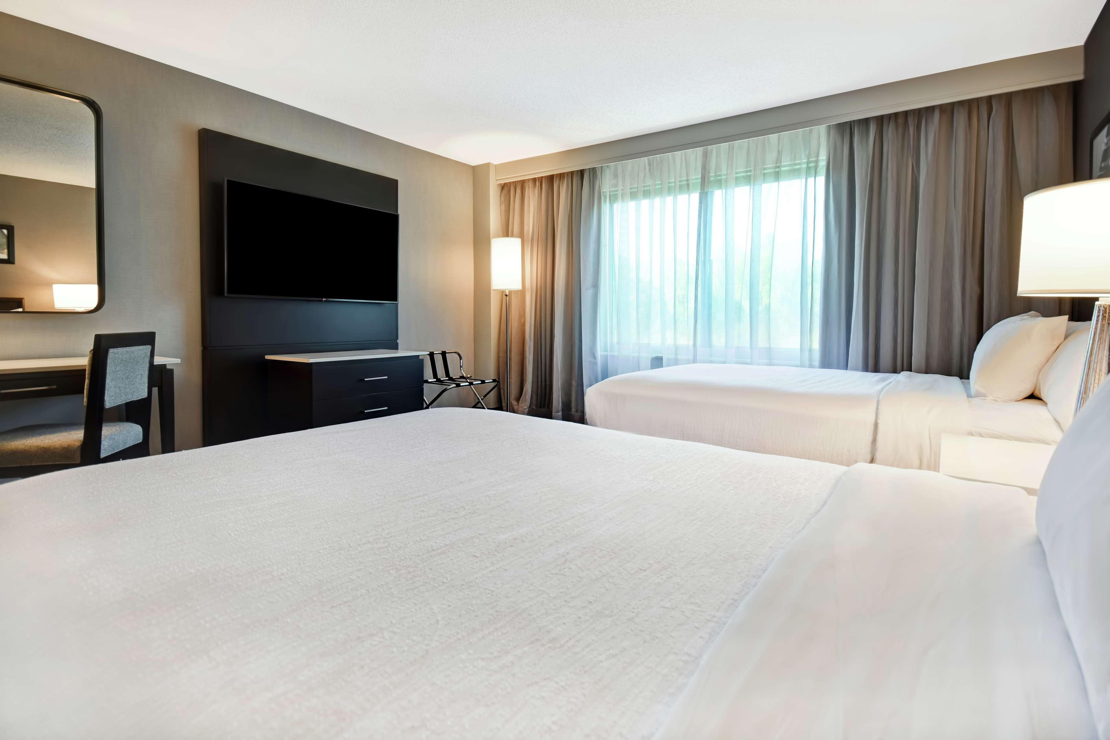 เอมบาสซี สวีท บาย ฮิลตัน รอลีจ์ เดอรัม รีเสิร์ช ไทรแองเกิล อีสต์ Hotel แครี ภายนอก รูปภาพ